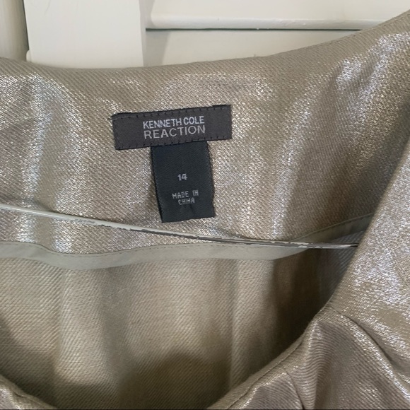 Kenneth Cole Reaction Metallic Gold Shrug Cover - Picture 4 of 10
